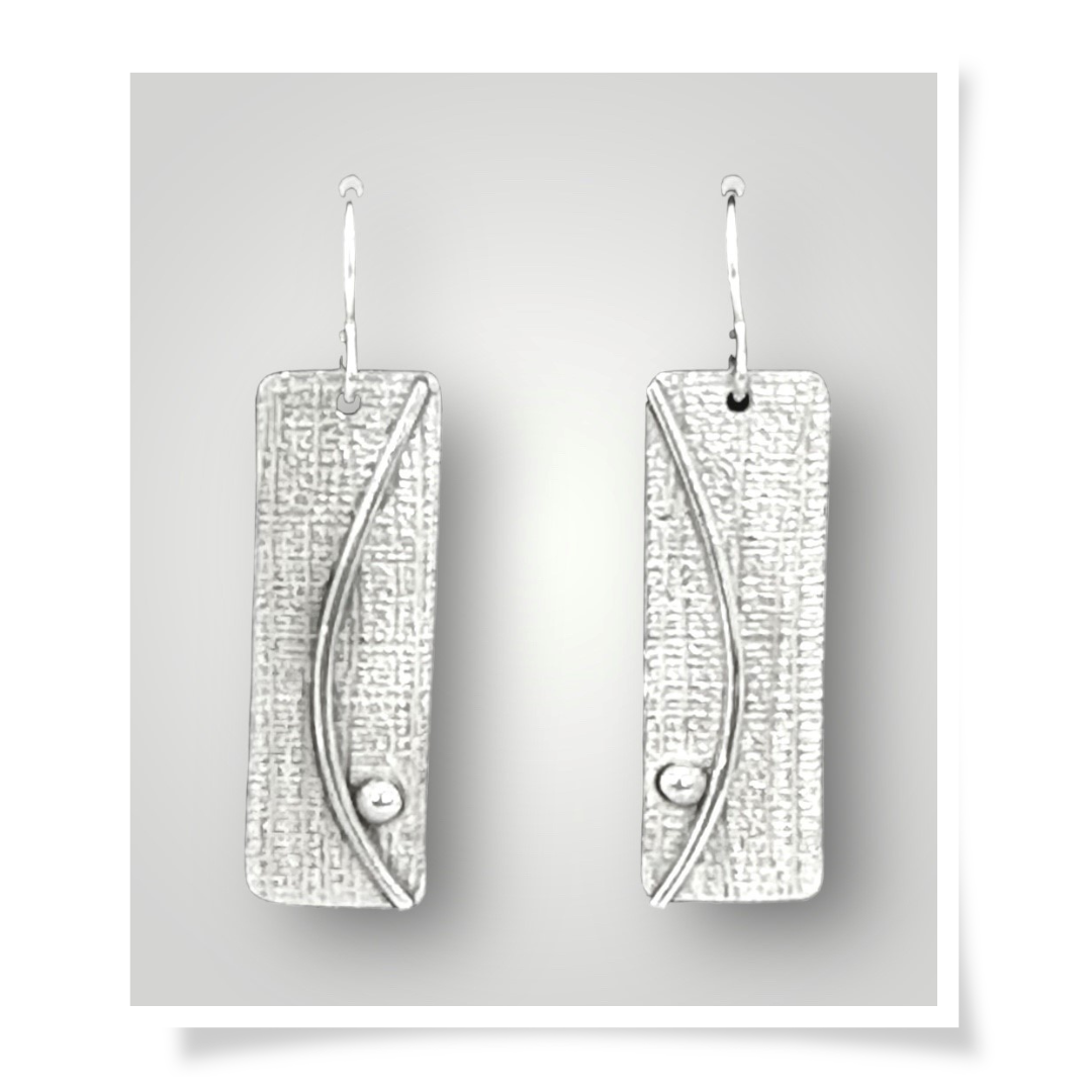 Jewelry - Curves & Dots Silver Earrings