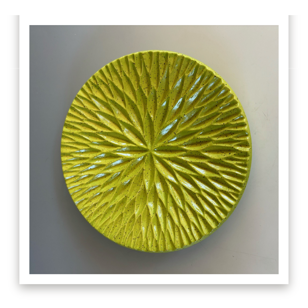 Carved Plate - Bright Green